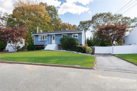 Homes For Sale - 10 Sharon Drive<br/> East Patchogue, NY 11772