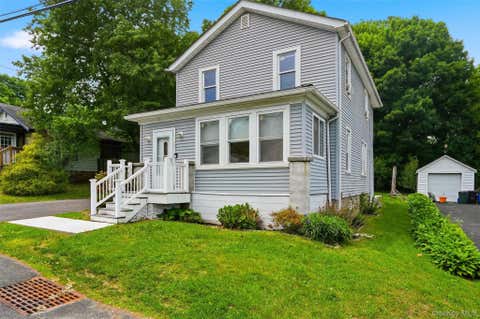 Homes For Sale - 18 Saint Joseph Place<br/> New Windsor, NY 12553