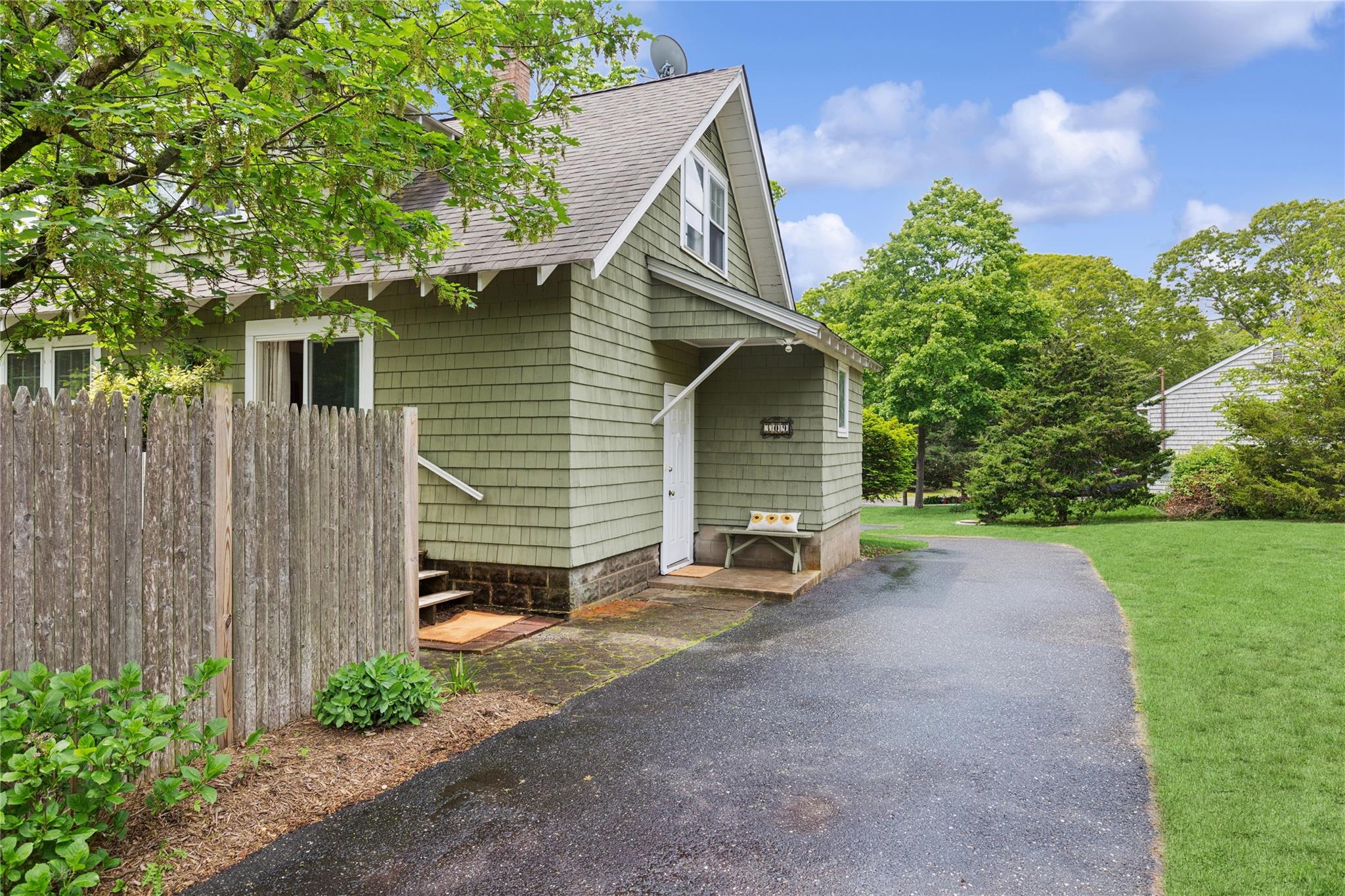 309 Church Lane, Aquebogue, New York image 32