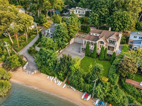 Photo for 710 Sound View Road