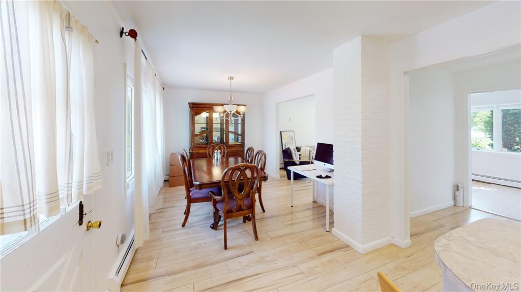 121 Woodward Parkway