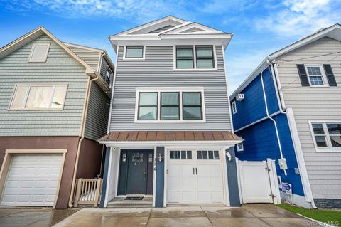 Photo of 114 Beach Avenue, Bellmore, NY 11710 (MLS # 985458)