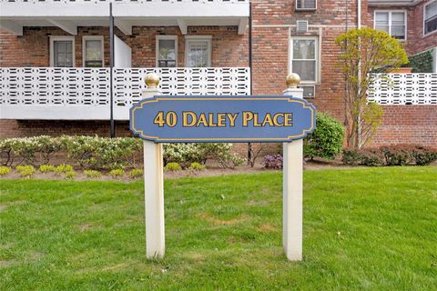 40 Daley Place Unit 230, Lynbrook, NY 11563 - MLS#: 857320