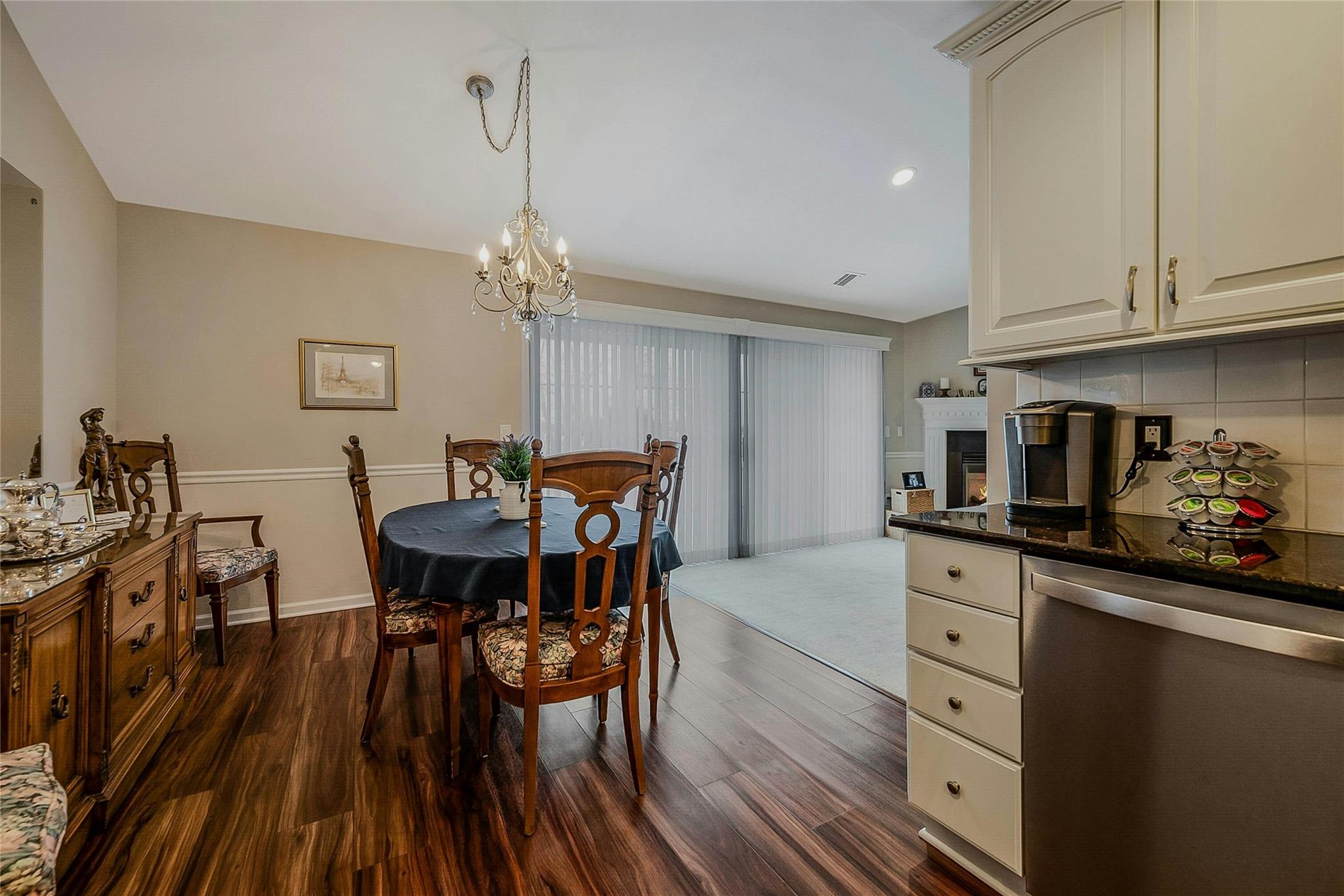 125 Pond Circle #125, Mount Sinai, New York image 12