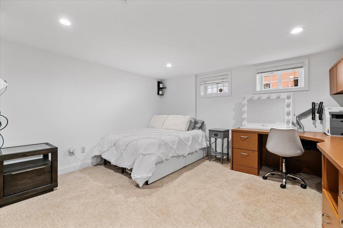 61 Beatrice Lane, Old Bethpage, New York image 26