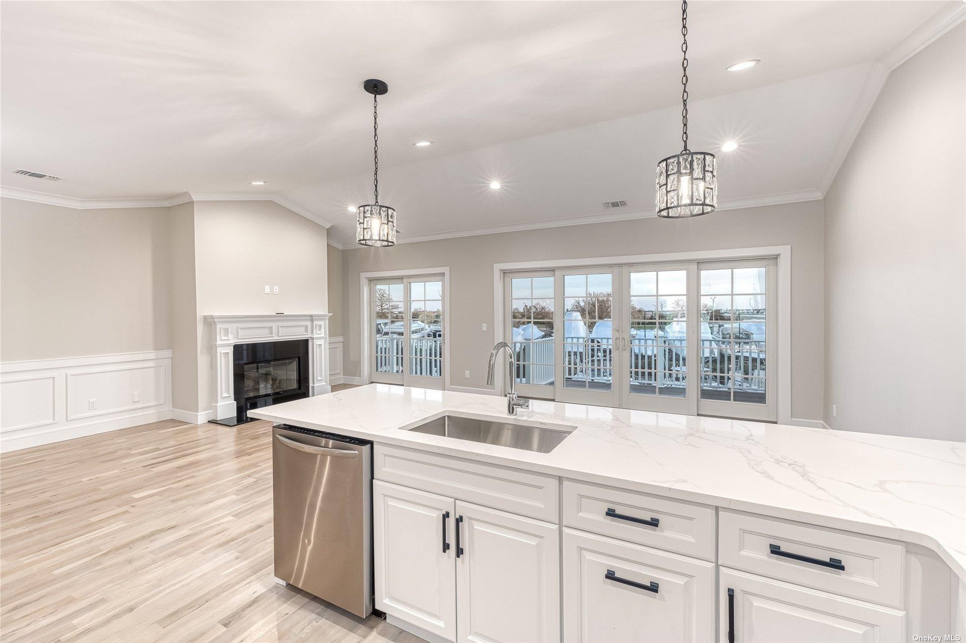 10 Ocean Watch Court, Freeport, New York image 12