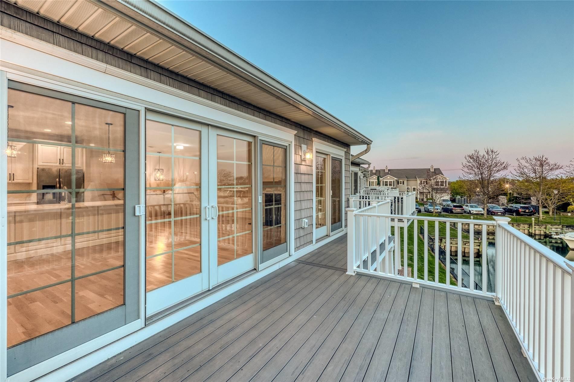 10 Ocean Watch Court, Freeport, New York image 27