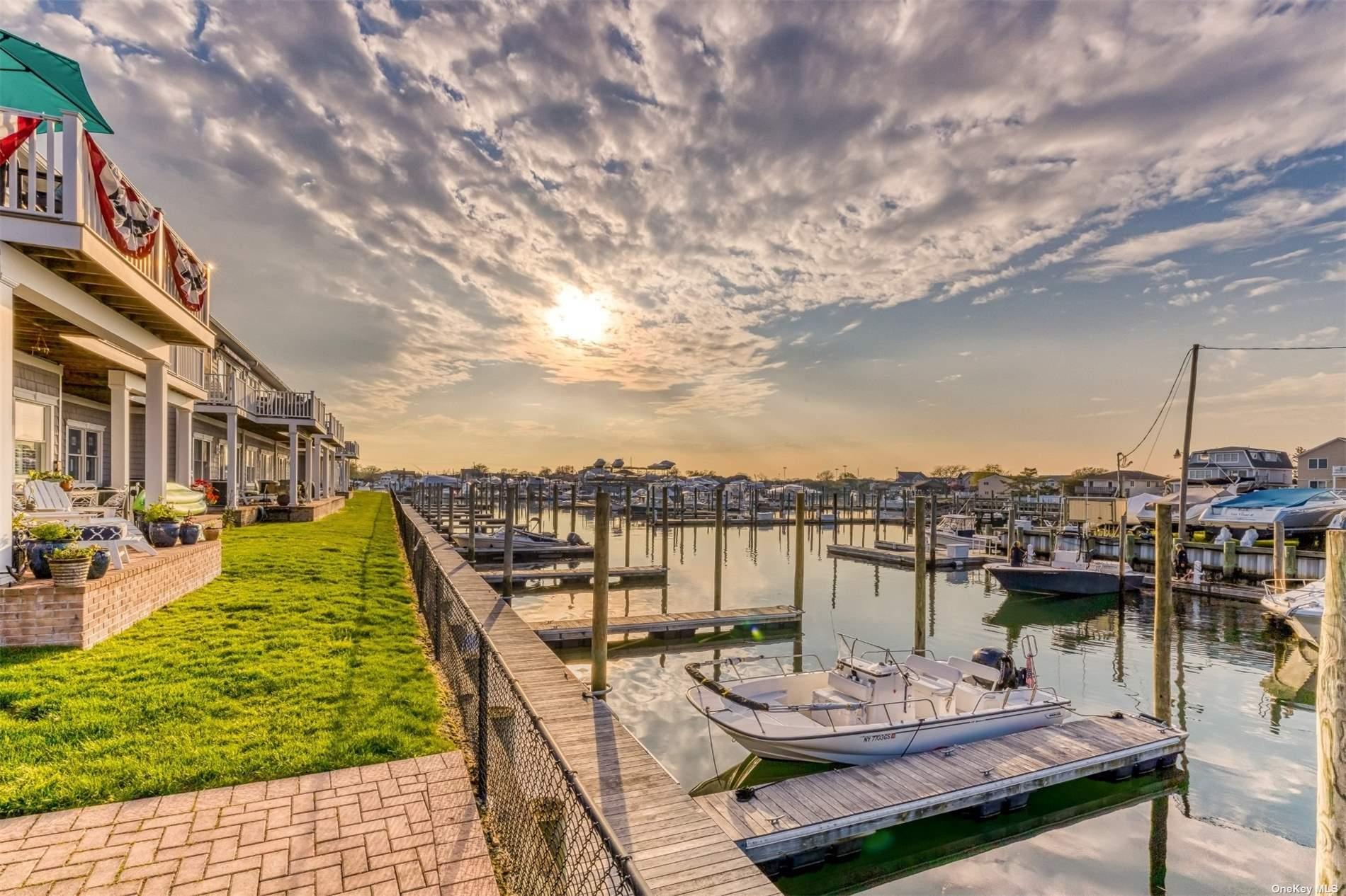 10 Ocean Watch Court, Freeport, New York image 30