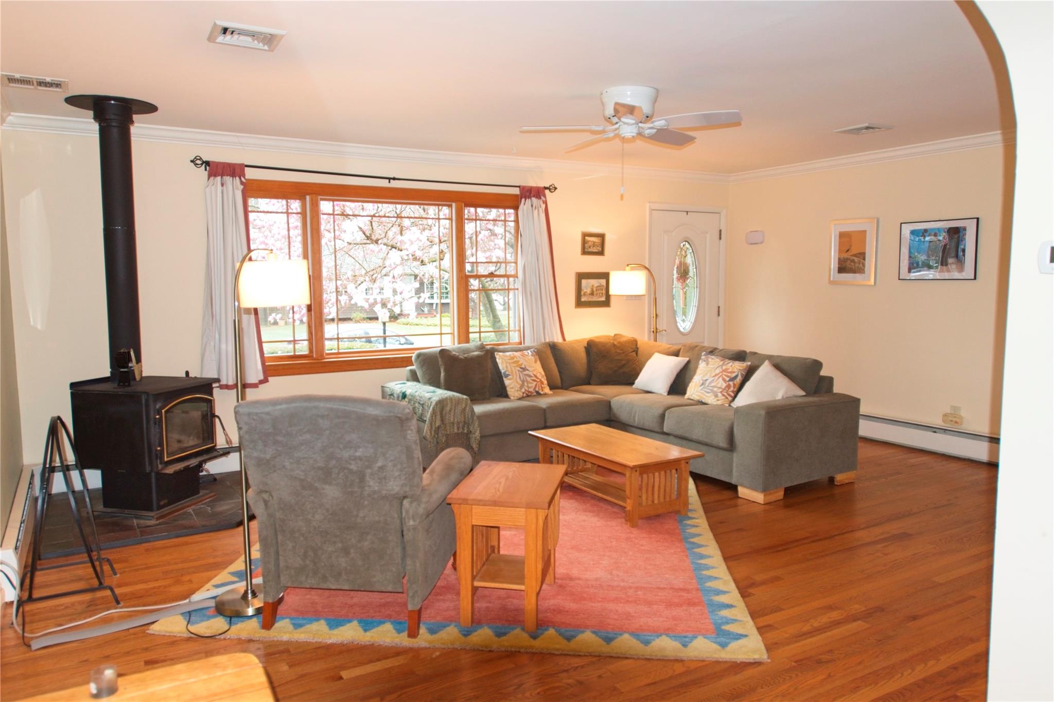 79 Hempstead Avenue, Miller Place, Florida image 13