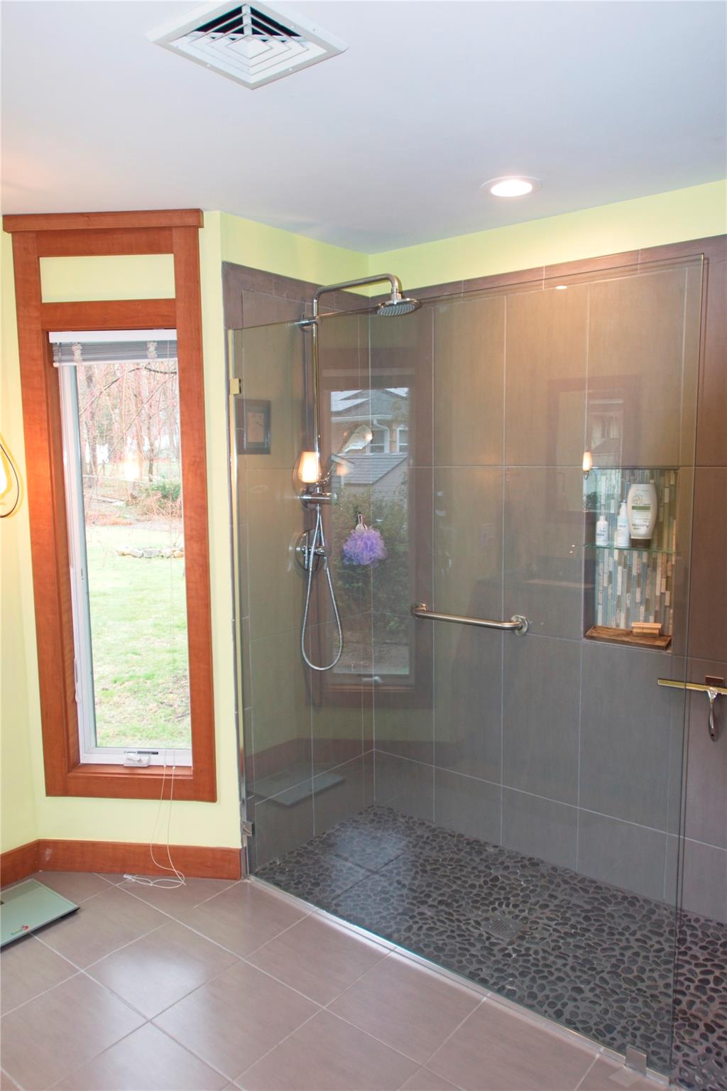79 Hempstead Avenue, Miller Place, Florida image 24