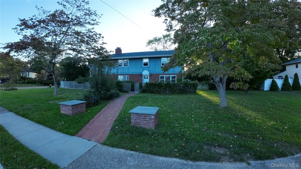 82 YALE AVE, OAKDALE, NY 11769 - Image 8cc5e860d846004b796e1141b7bfbdb9/3652004608