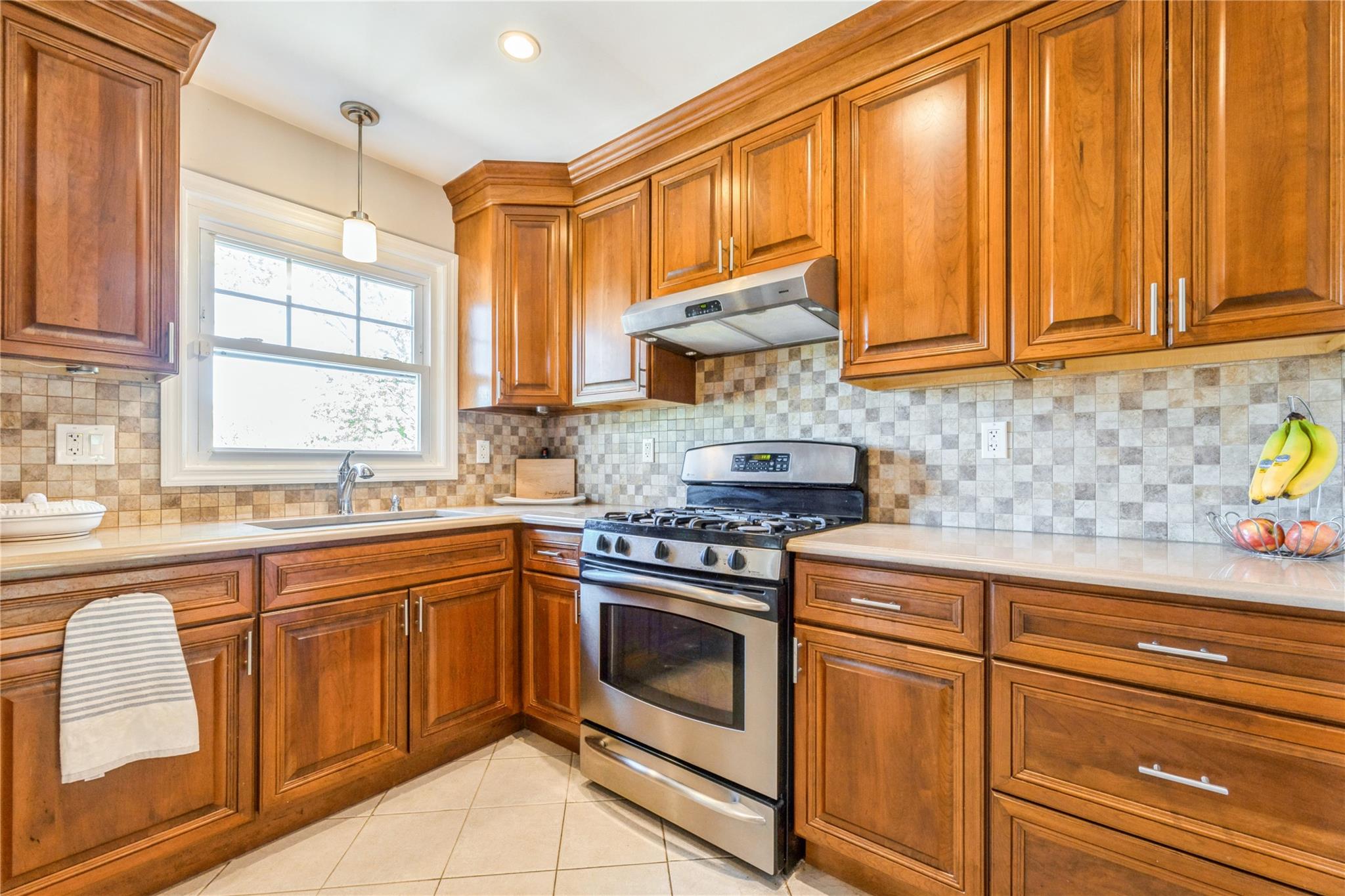 26 Hillside Drive, Thiells, New York image 11