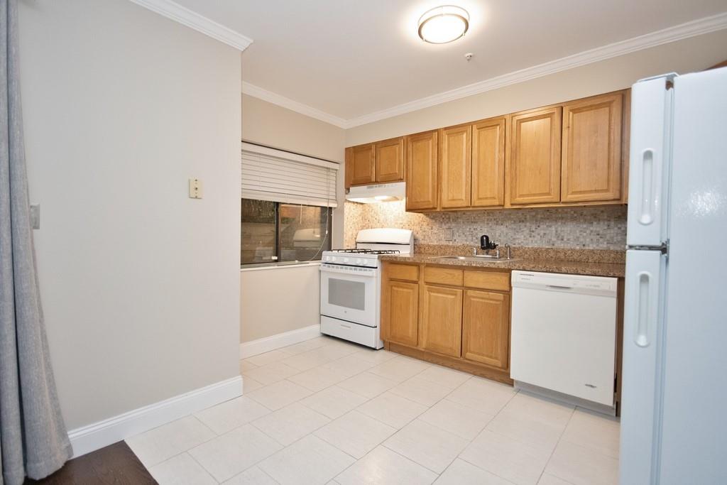 39 S Sterling Avenue #1A, White Plains, New York image 4