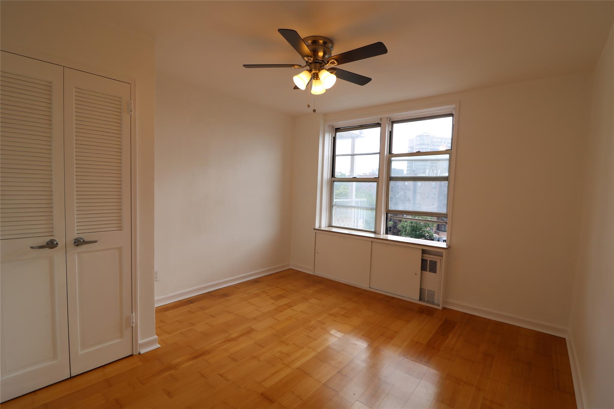 41-25 Kissena Boulevard #4TT, Flushing, New York image 6