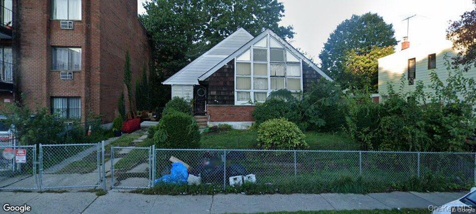 5008 111th Street