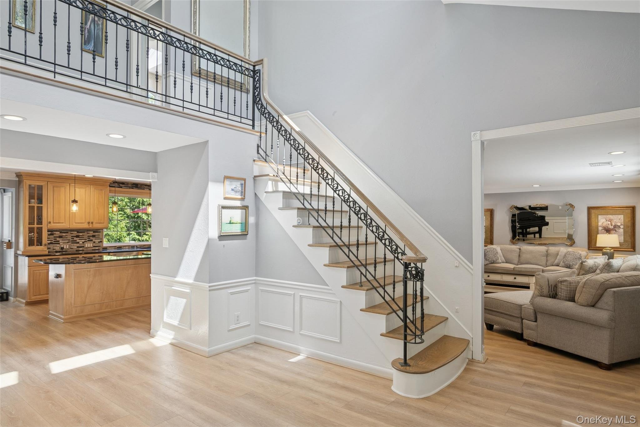 6 Hilltop Drive
