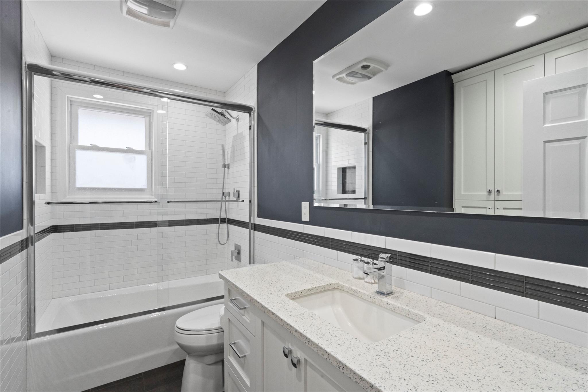30 Deborah Road, Syosset, New York image 22