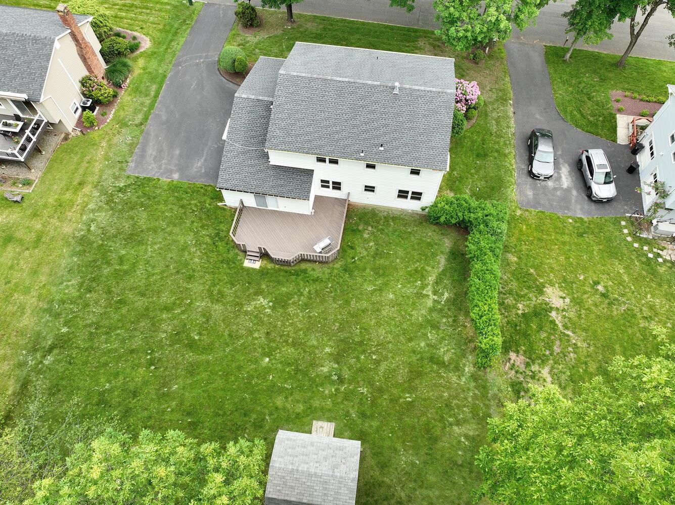 19 Verona Court, New City, New York image 2