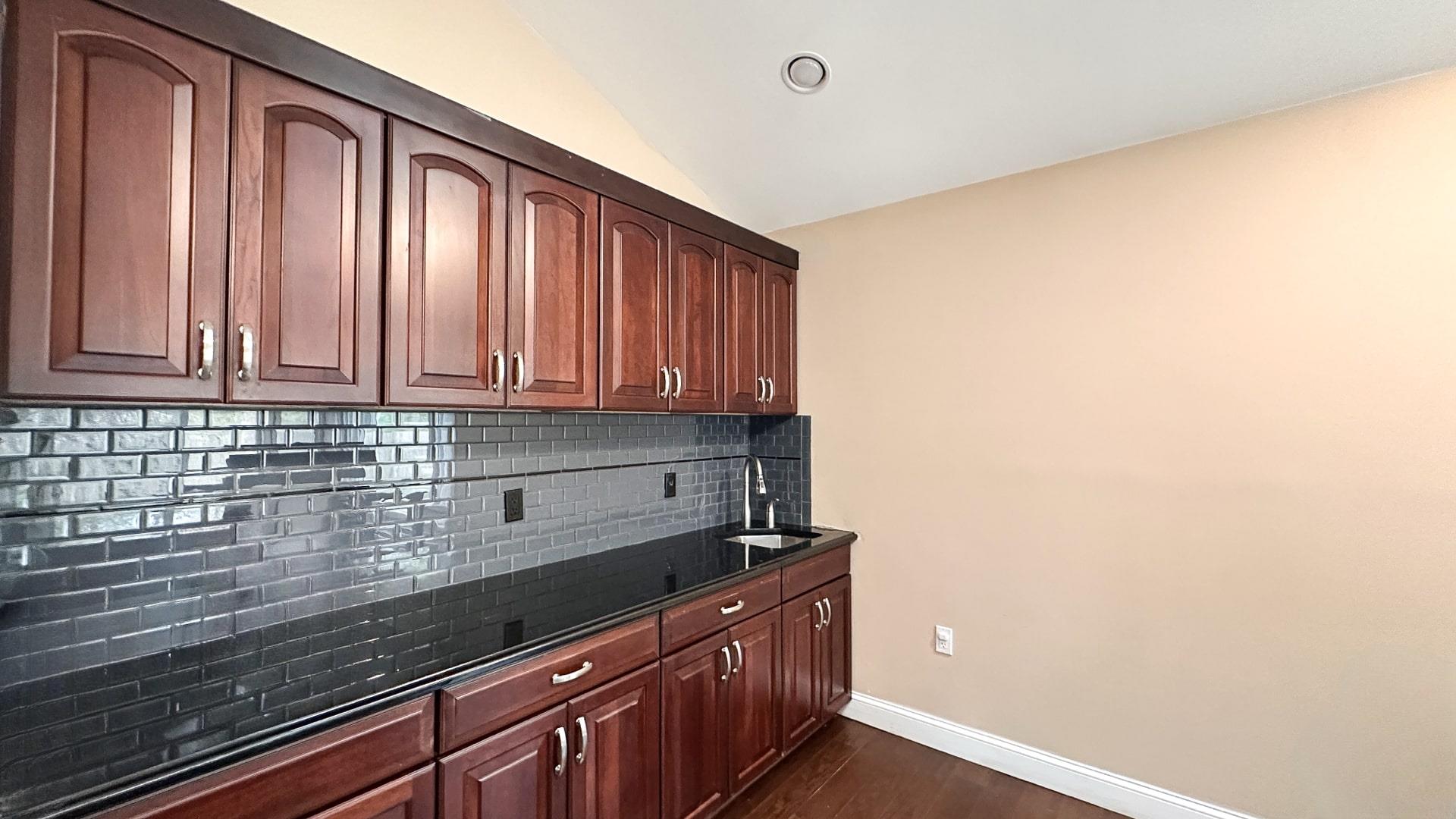 530 Melville Road, Farmingdale, New York image 12