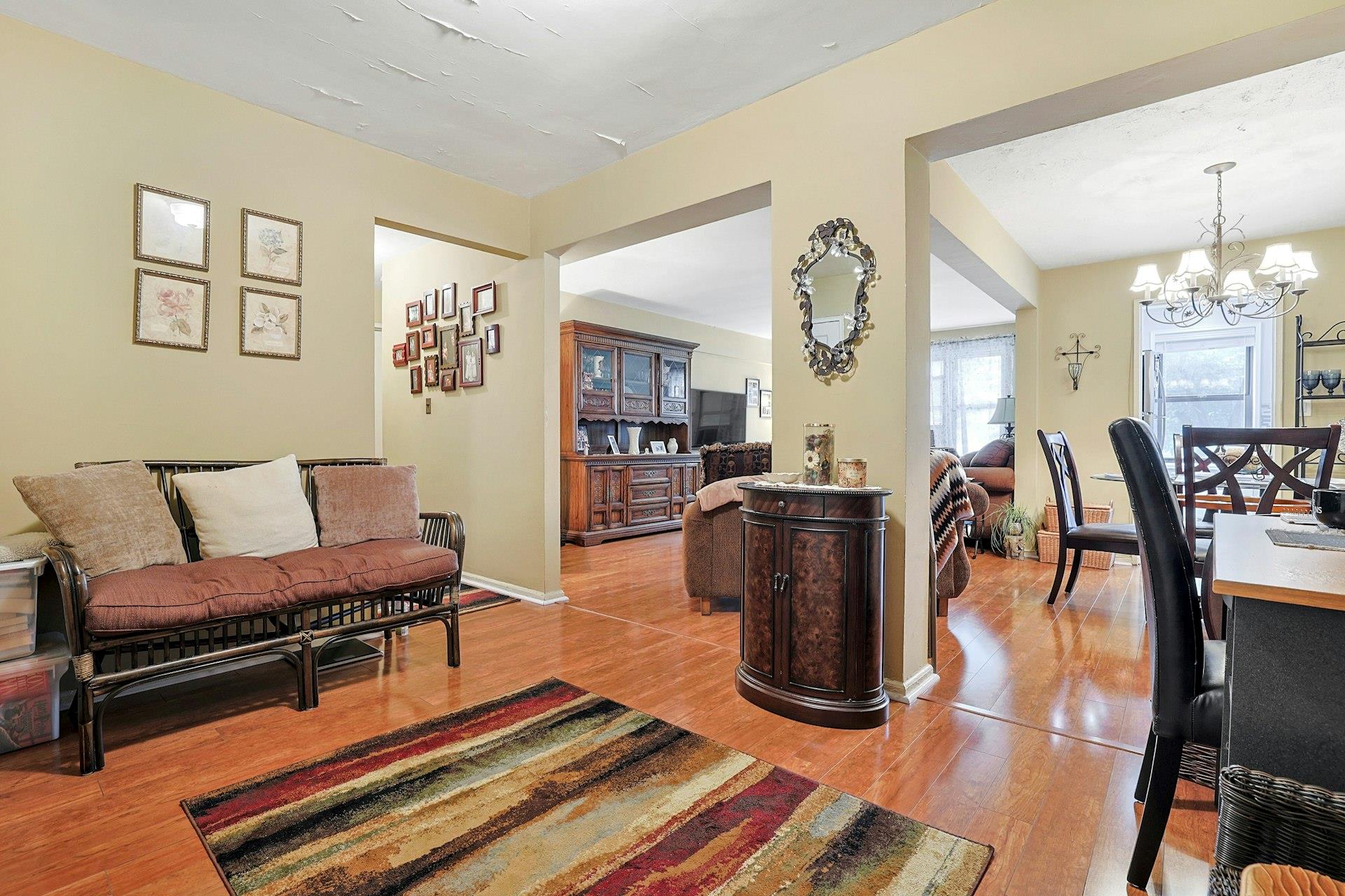 485 Lincoln Avenue 103