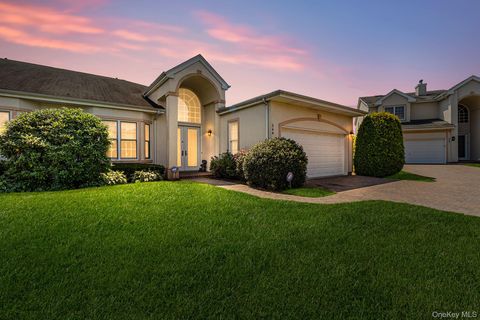 344 Altessa Boulevard Melville NY 11747