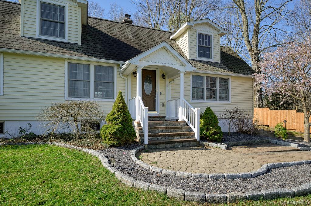 12 Leeside Road