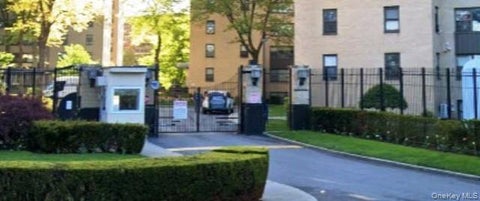 Homes For Sale - 1 Fordham Hill Oval #2E<br/> Bronx, NY 10468
