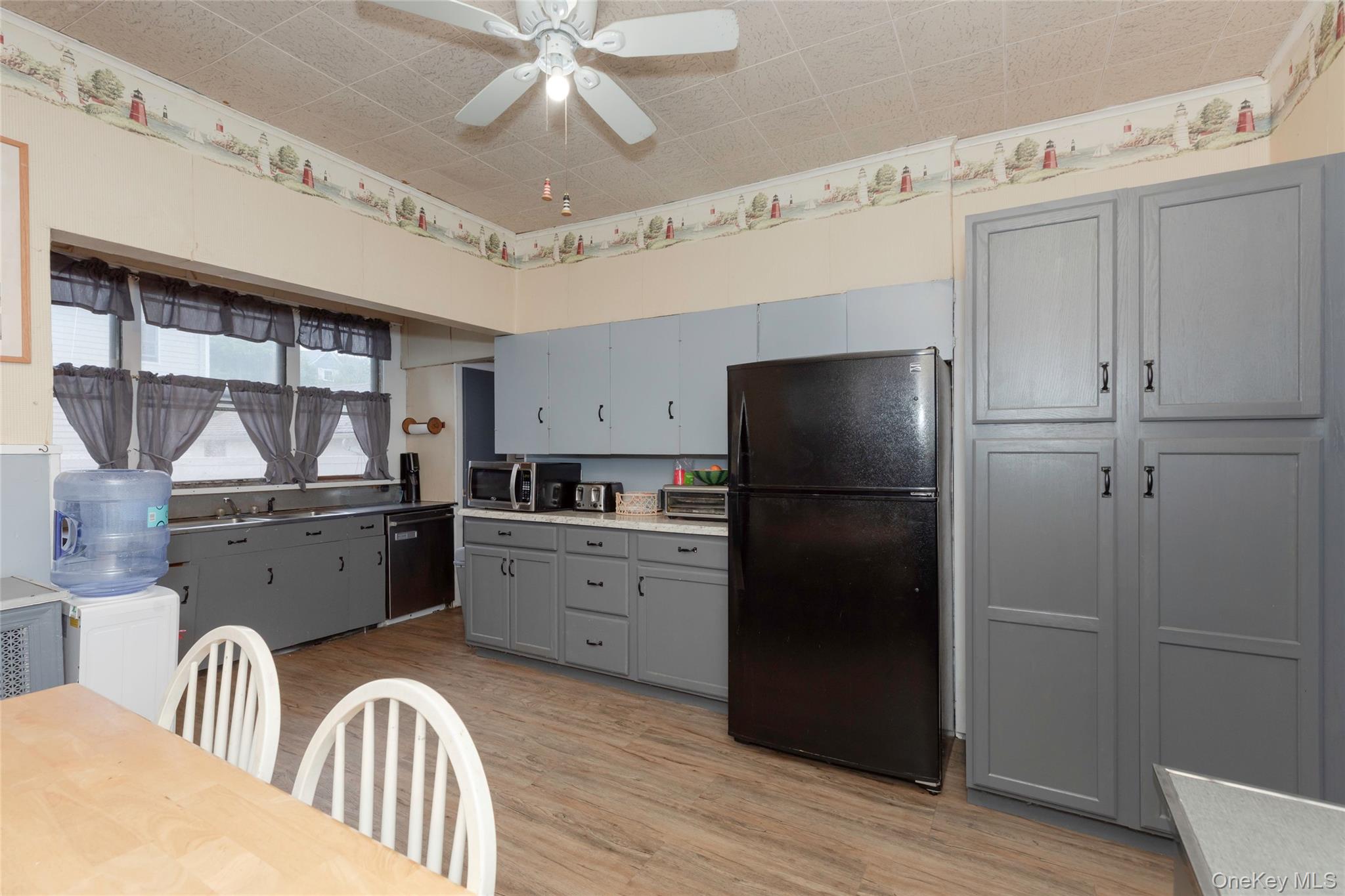 690 Minnieford Avenue