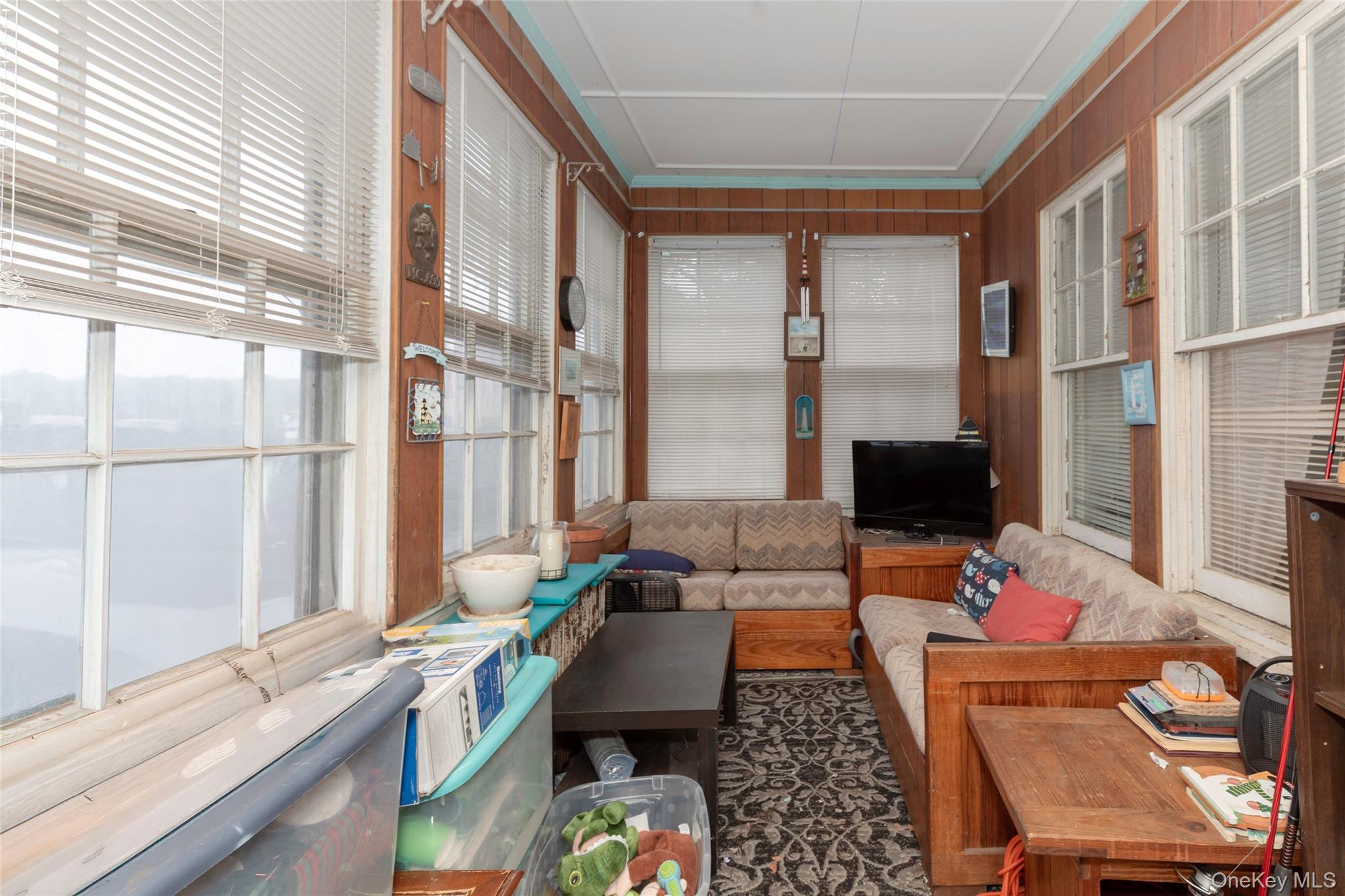 690 Minnieford Avenue