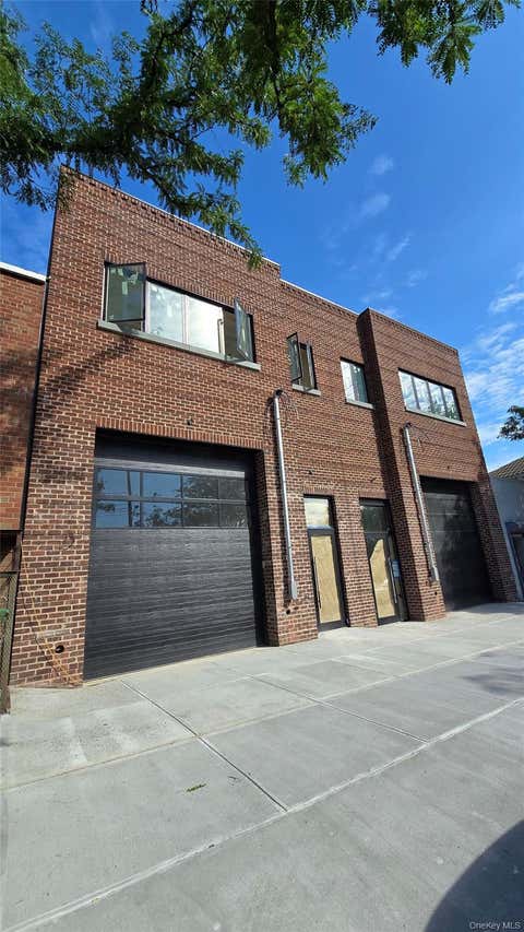 Photo of 18-28 Steinway Streets, Astoria, NY 11105 (MLS # 1037879)
