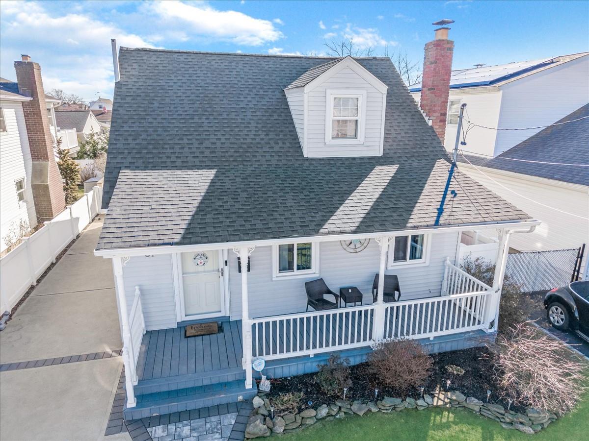 37 W Granada Avenue, Lindenhurst, New York image 25