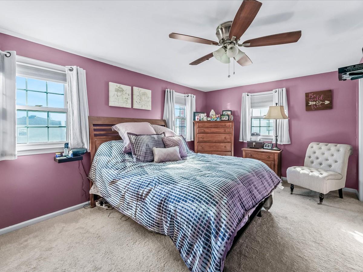 37 W Granada Avenue, Lindenhurst, New York image 15