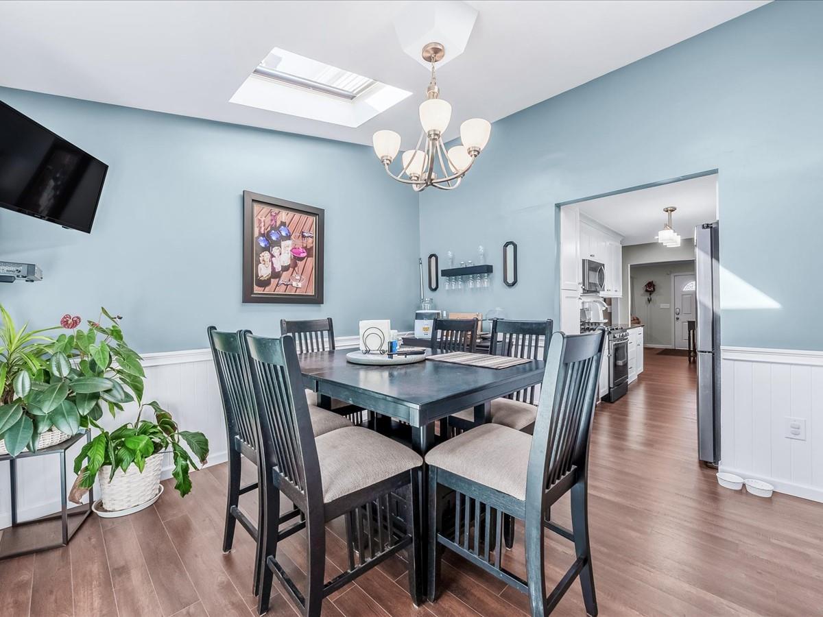 37 W Granada Avenue, Lindenhurst, New York image 12