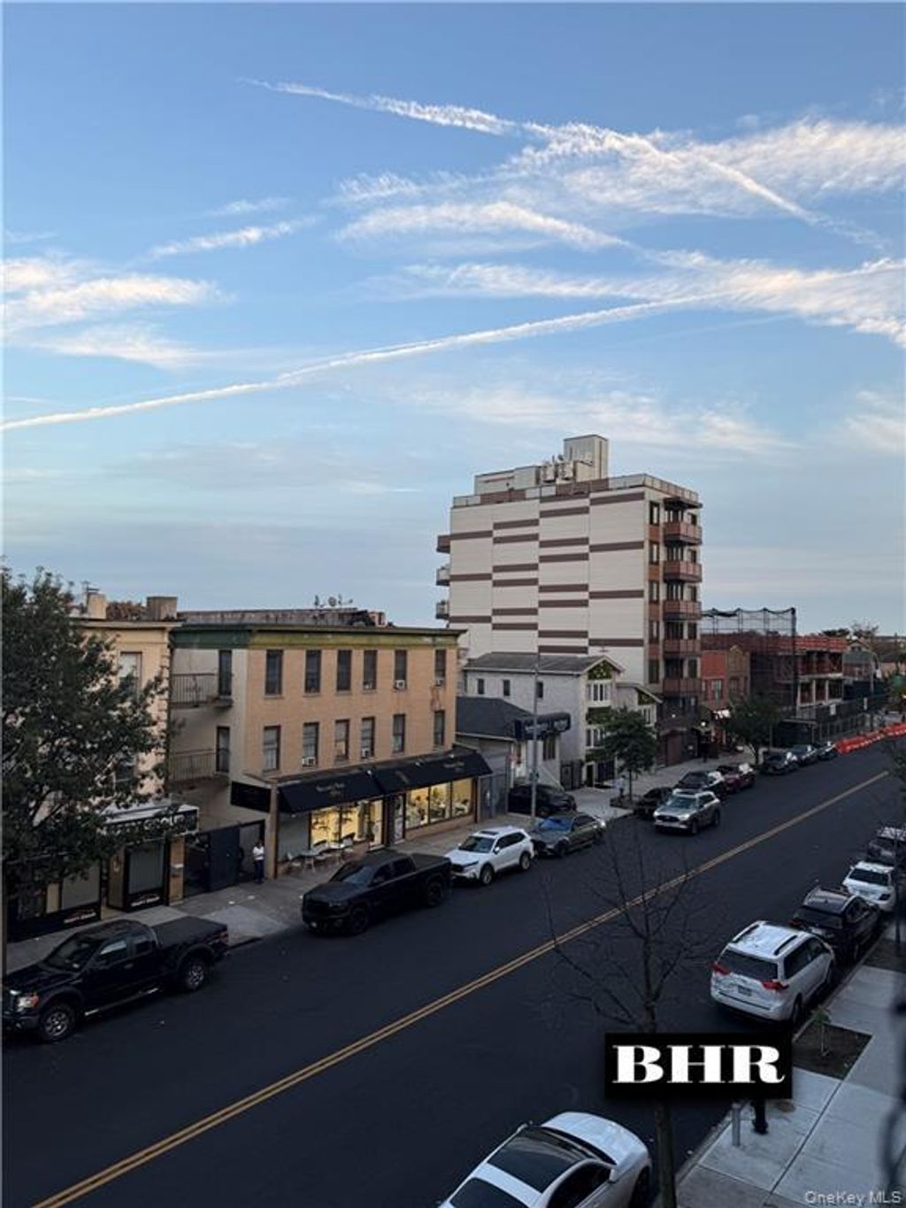 Photo of 150 West End Avenue #3B, Brooklyn, NY 11235 (MLS # 1005717)