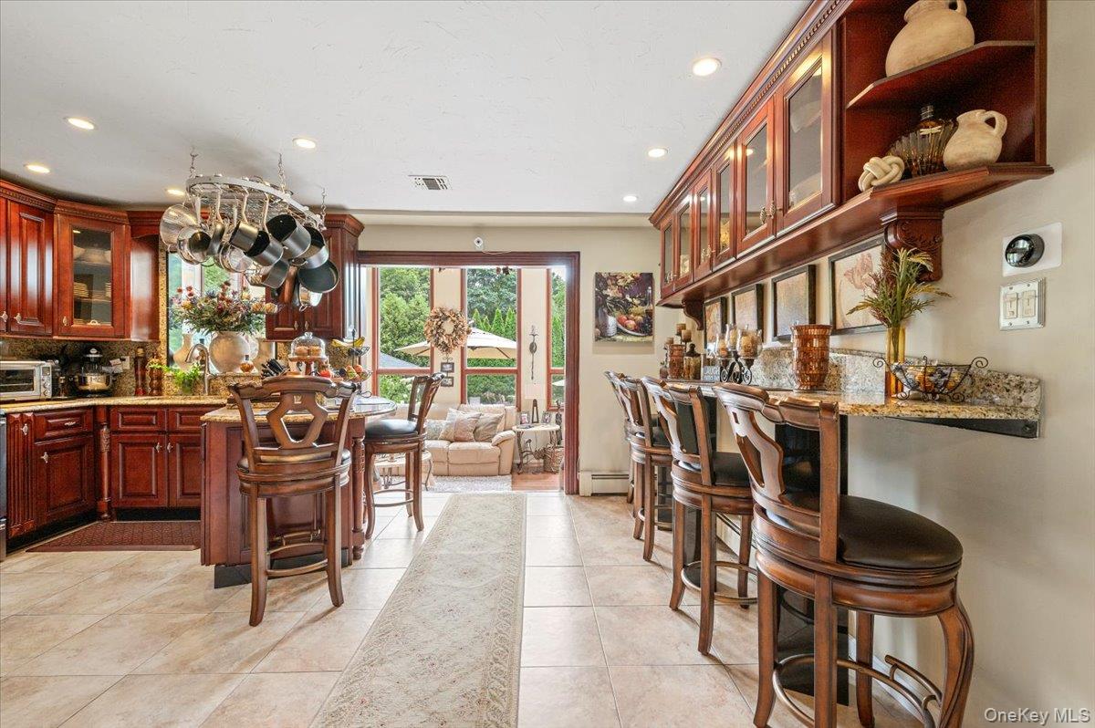 Dix Hills, New York 11746, United States, 5 Bedrooms Bedrooms, ,4 BathroomsBathrooms,Residential,Active,203073