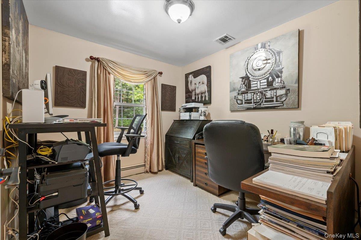 Dix Hills, New York 11746, United States, 5 Bedrooms Bedrooms, ,4 BathroomsBathrooms,Residential,Active,203073