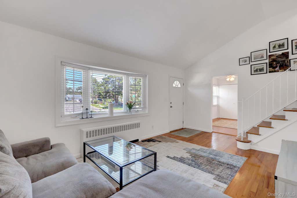 Photo of 344 Tremont Road, Lindenhurst, NY 11757 (MLS # 1028902)