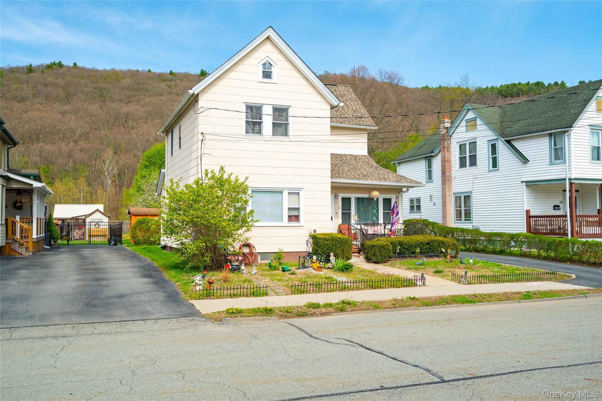 15 Erie Street