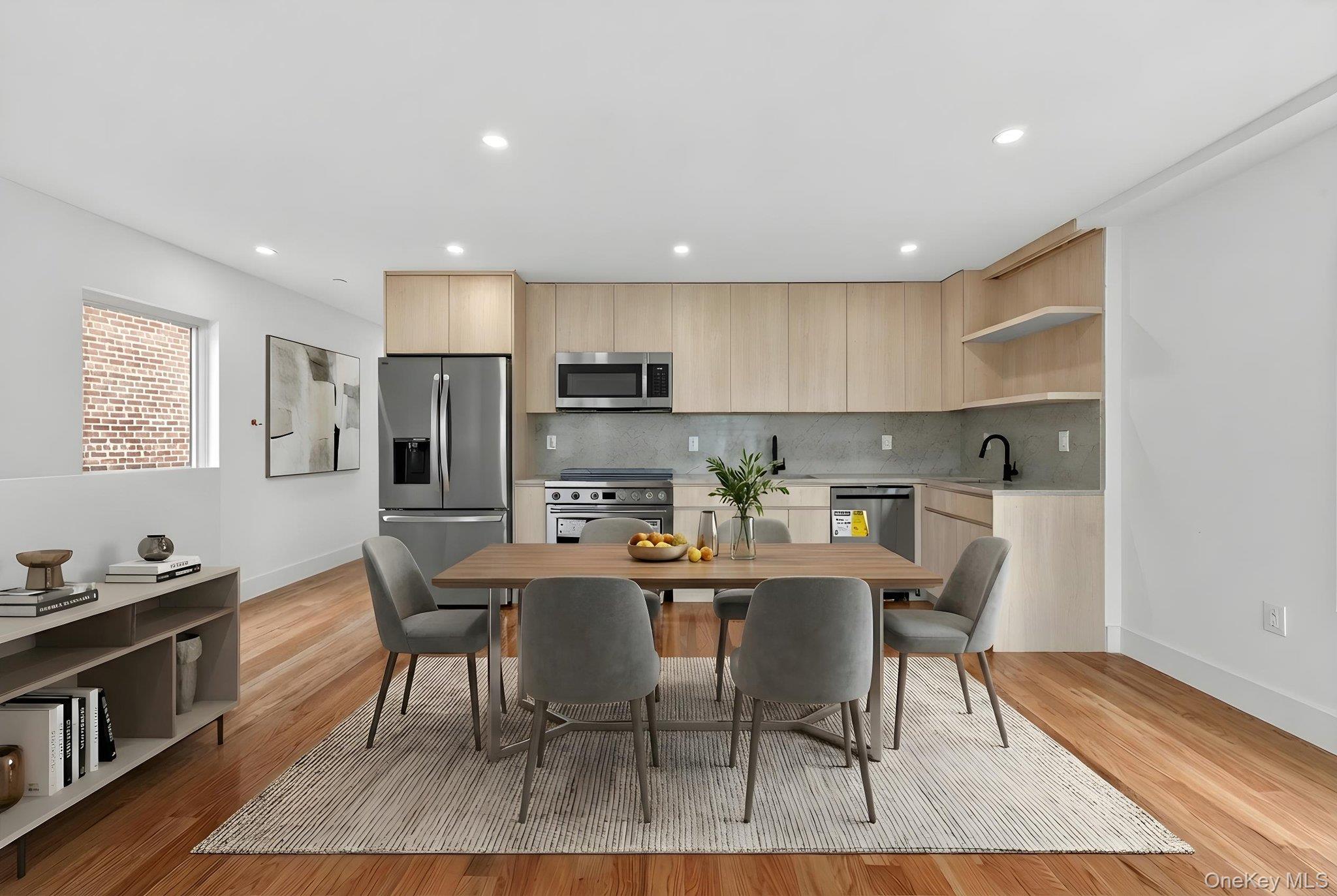 1335 E 65th Street