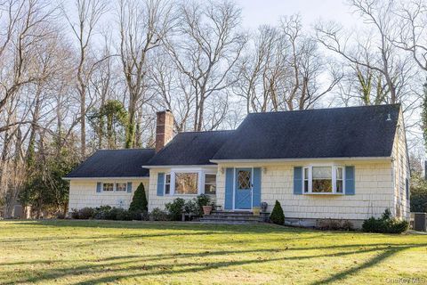 Photo of 4 Conscience Bay Road, Setauket, NY 11733 (MLS # 950984)