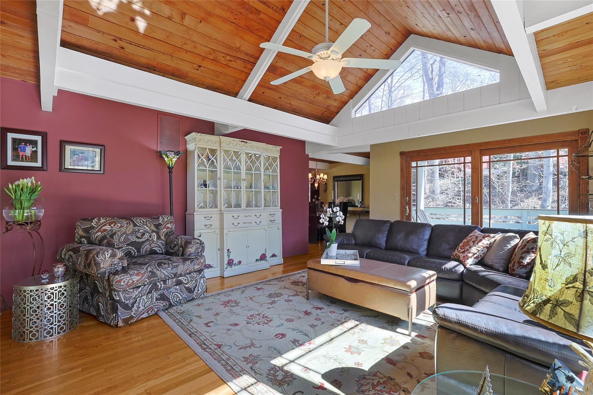 64 Stornowaye Street, Chappaqua, New York image 8