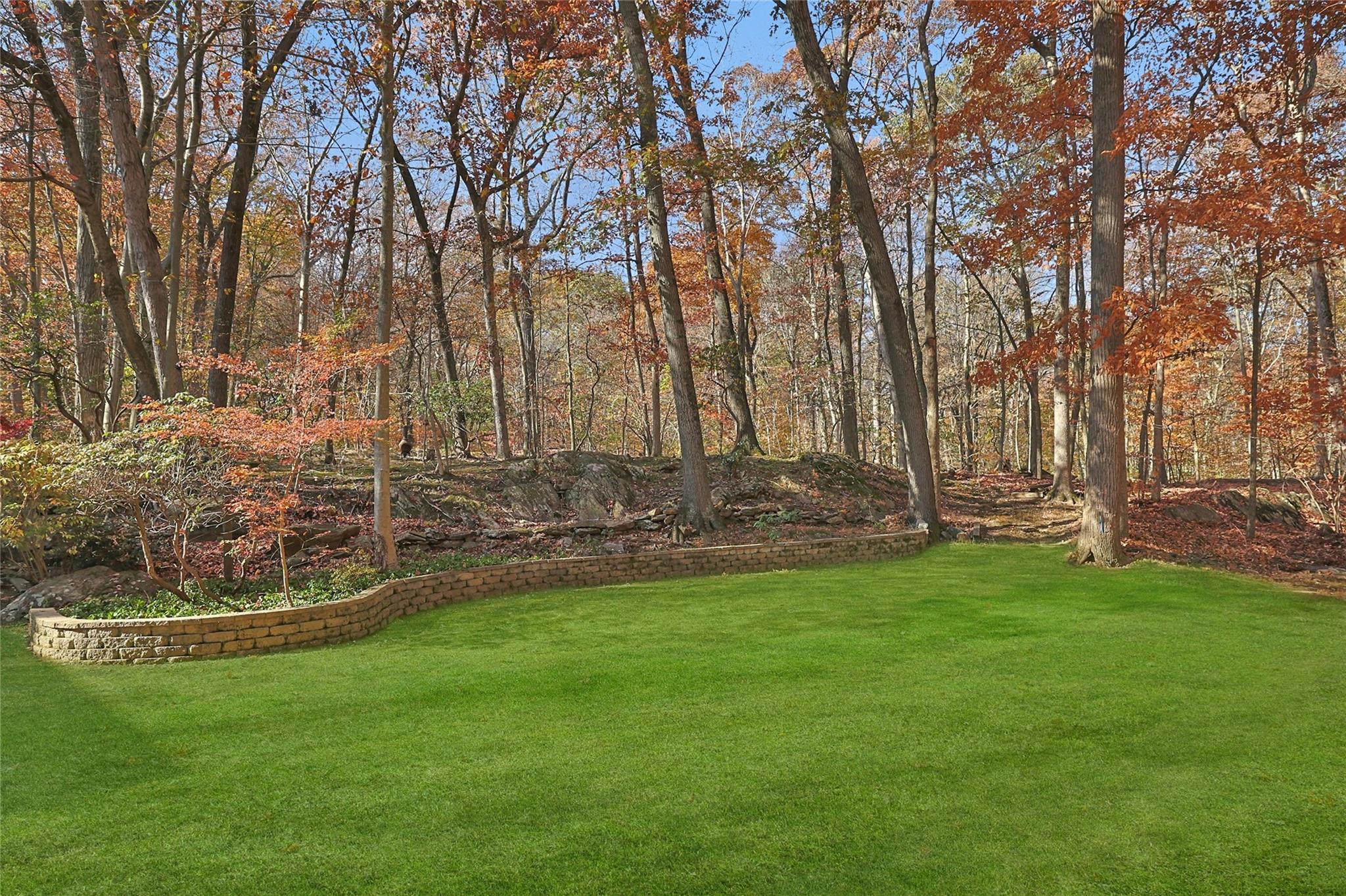 64 Stornowaye Street, Chappaqua, New York image 33