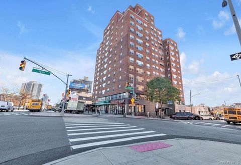 Apartment For Rent - 10740 70th Rd #7F<br/> Forest Hills, NY 11375
