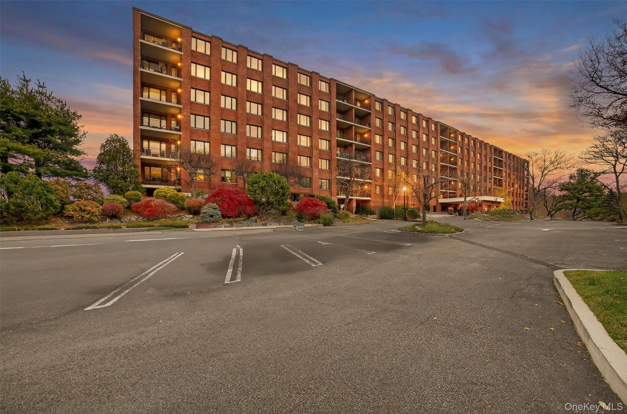 16 Rockledge Avenue 5L-2