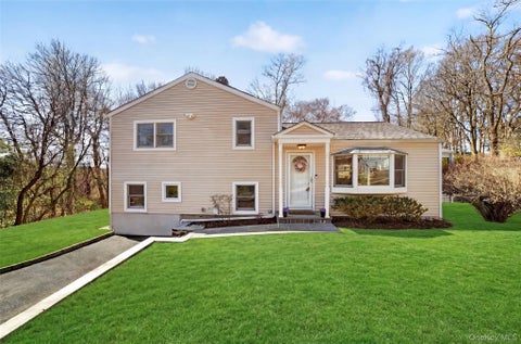 Homes For Sale - 9 Ridge Road<br/> Cortlandt Manor, NY 10567