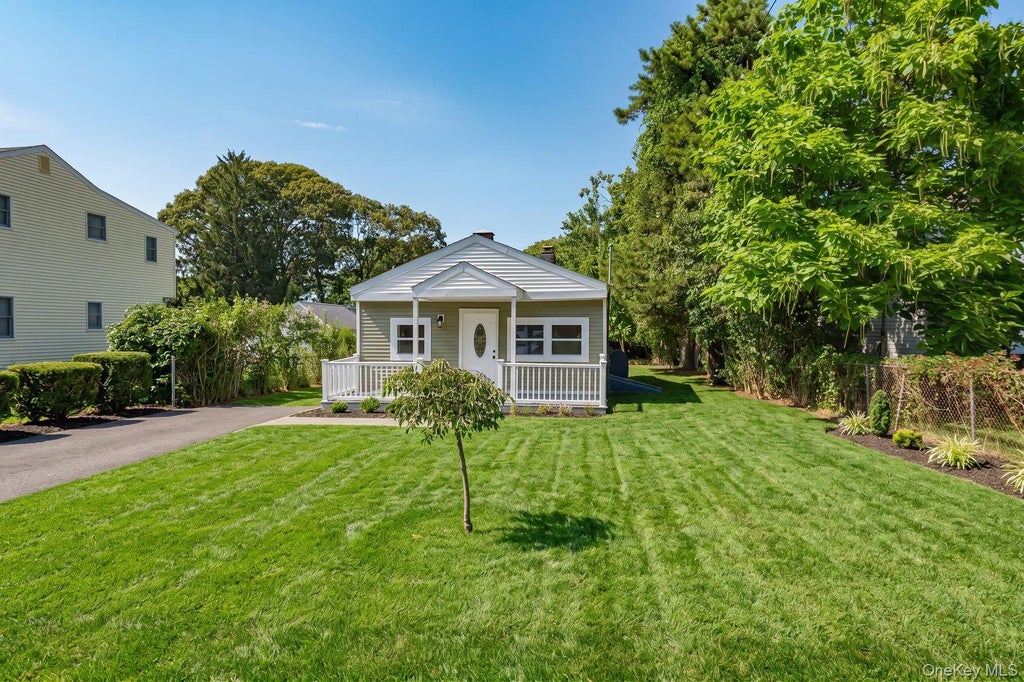 Photo of 125 Sunset Avenue, Selden, NY 11784 (MLS # 1022335)