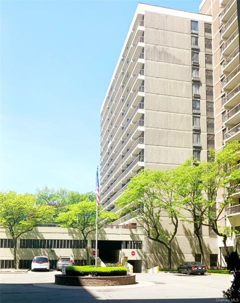 Condo For Sale - 152-18 Union Turnpike #2B<br/> Flushing, NY 11367