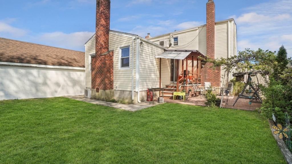 1434 Noel Avenue, Hewlett, New York image 10