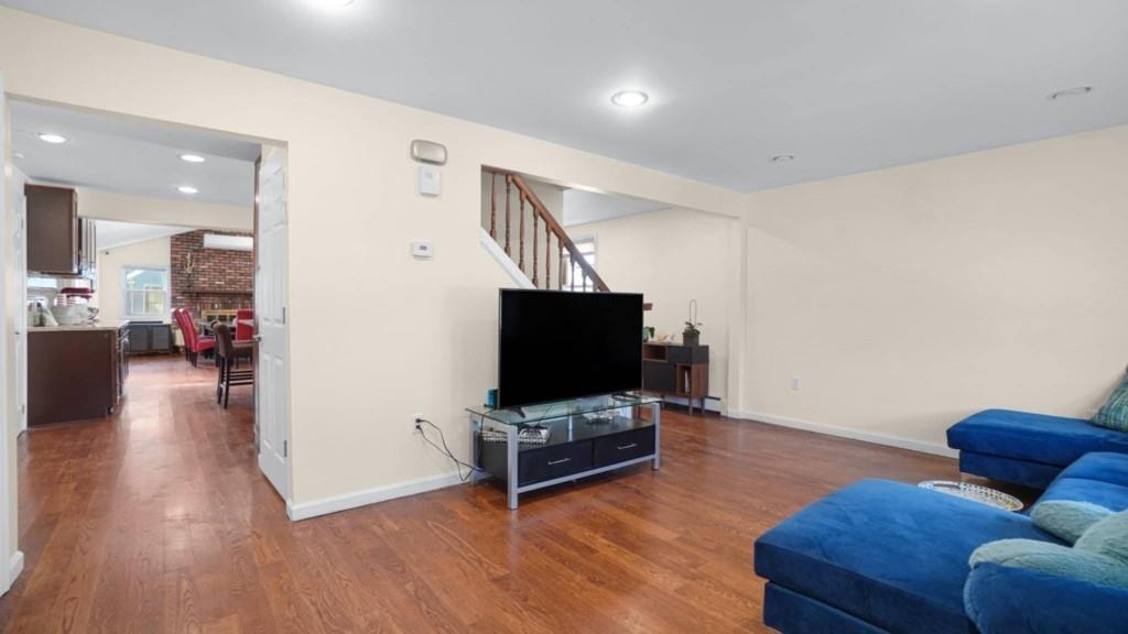 1434 Noel Avenue, Hewlett, New York image 5