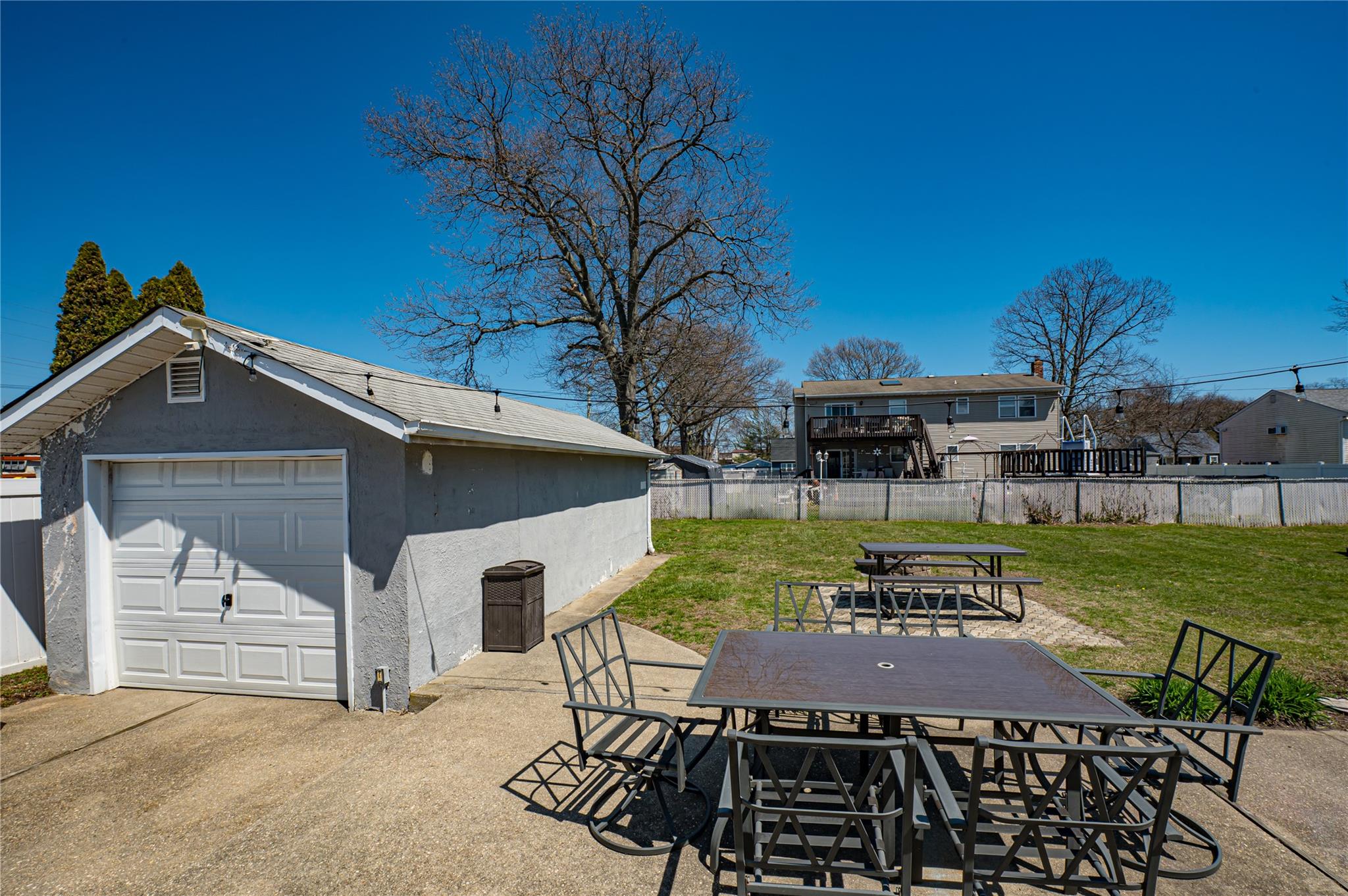 136 S Strong Avenue, Lindenhurst, New York image 19